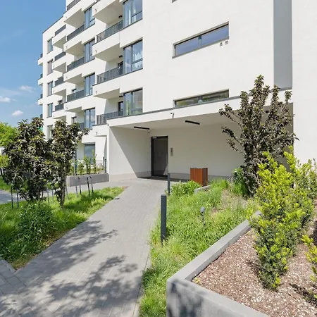 Lopianowa Office With Parking By Renters Apartment *